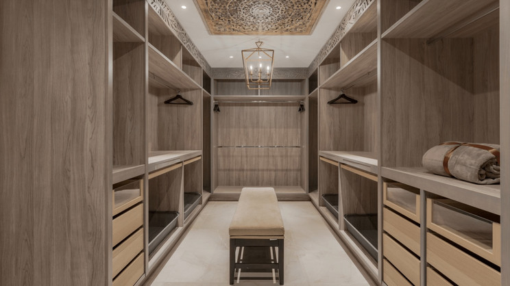 Royal River Luxury Hotel